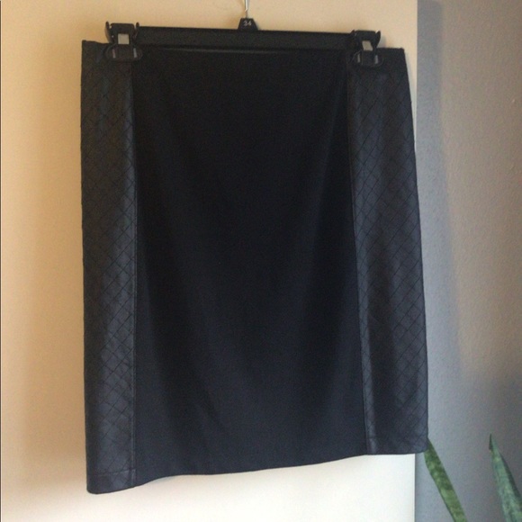 Bundle Deal— Two Mini Skirts Size L - Picture 4 of 6